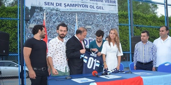 Demirspor’a Sanatçılardan Destek