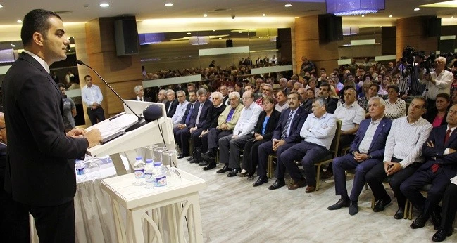 “Yoksulluğun istikrarı için AKP!”