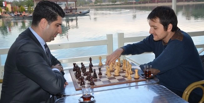 Satranç Şampiyonluğu için Adana’da Yarışacak