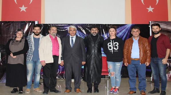 karaisali_tiyatro_yasak
