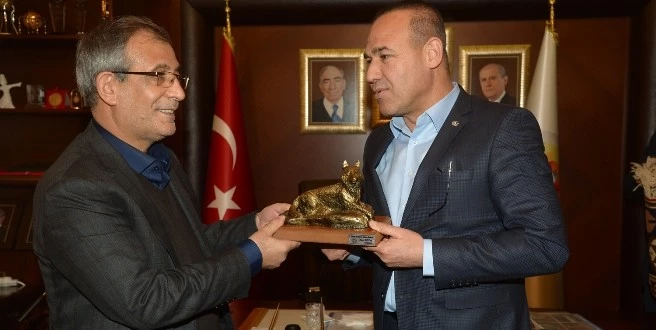 Tebriz ve Adana kardeş şehir olacak