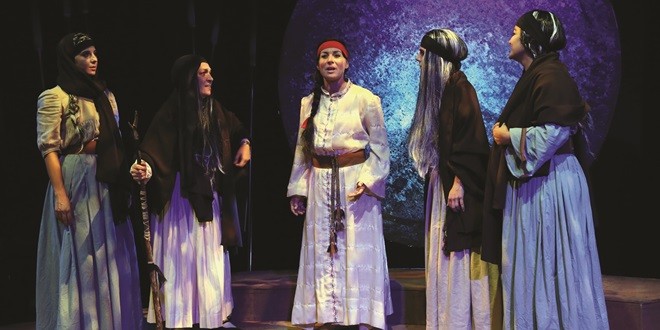 1460452064_I__zmir_Devlet_Tiyatrosu_Kurban_6