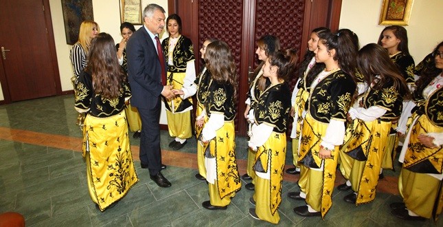 seyhan_halkoyun_karalar (2)