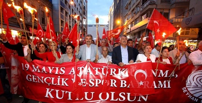 Meşaleli 19 Mayıs Coşkusu