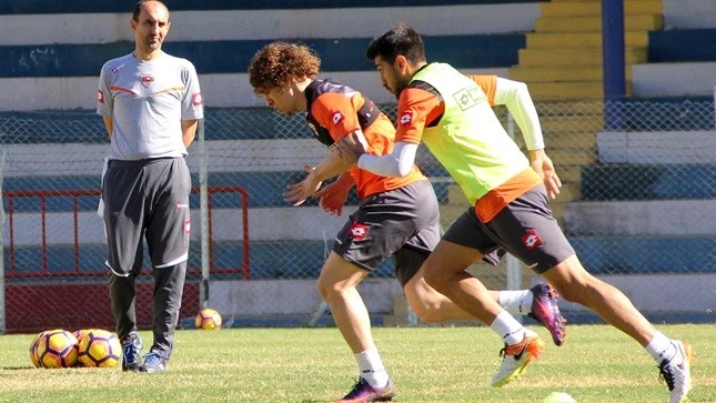 ADANASPOR RİZE’DE PUAN PEŞİNDE