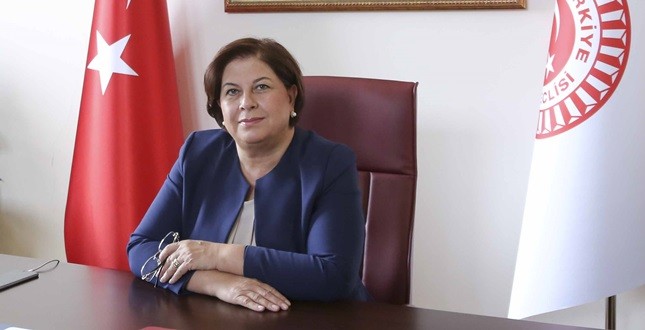 elif_dogan_turkmenn