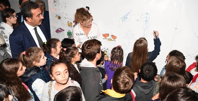 soner.karikatur.festival.odul (1)