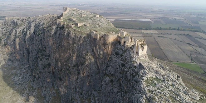 ANAVARZA UNESCO DÜNYA MİRAS LİSTESİNE ALINMALI