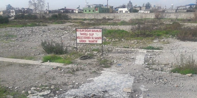 DEVLET HASTANESİ YIKILDI, BU TABELA KALDI!