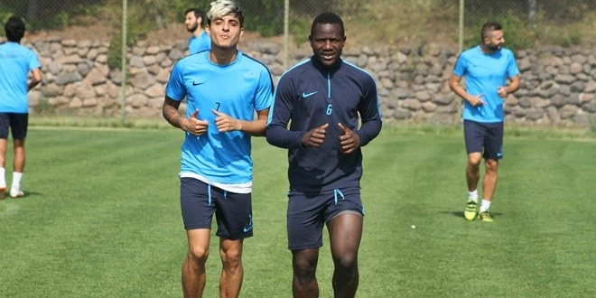 DEMİRSPOR YENİ SEZONA HAZIRLAIYOR