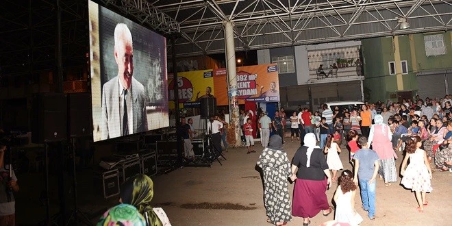 ŞAKİRPAŞA’DA YAZLIK SİNEMA