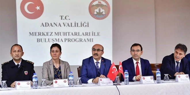 VALİ DEMİRTAŞ MERKEZ İLÇE MUHTARLARIYLA GÖRÜŞTÜ