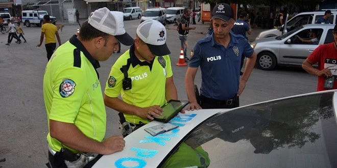 POLİSTEN YÜREĞİR’DE GENEL UYGULAMA