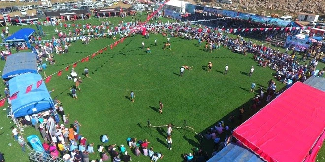 KIZILDAĞ GÜREŞLERİ’NDE BAŞPEHLİVAN İBRAHİM BÖLÜKBAŞI