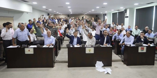 AKP VE MHP BORÇLANMAYI REDDETTİ, MAAŞLAR VE İKRAMİYE TEHLİKEDE