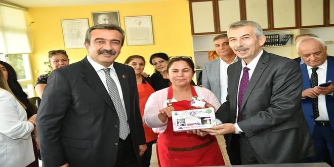 Kadınlar DABB’da meslek öğreniyor