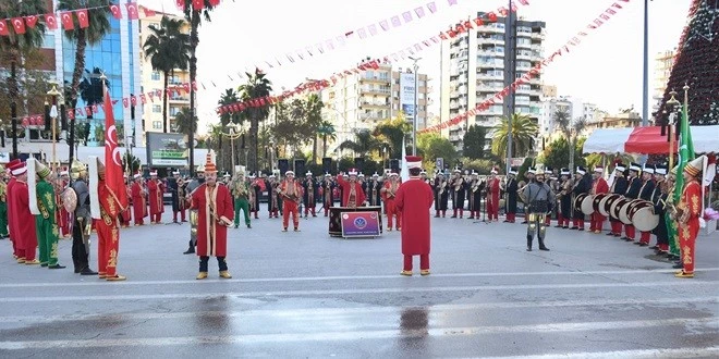 5 OCAK ADANA’DA BÖYLE KUTLANDI