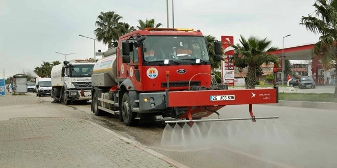 KORONAYA KARŞI TEMİZLİK VE DEZENFEKTEYE DEVAM