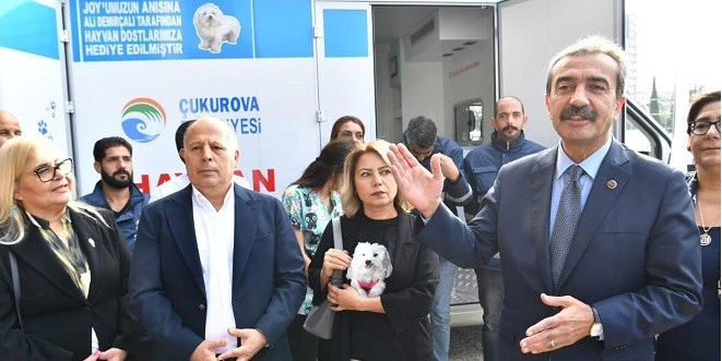 ALİ EMİRÇALI’DAN ADANA’YA İLK HAYVAN AMBULANSI