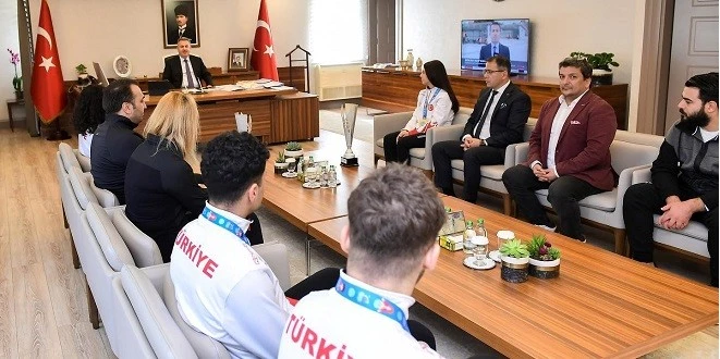 DÜNYA GENÇLER KİCK BOKS ŞAMPİYONLARI