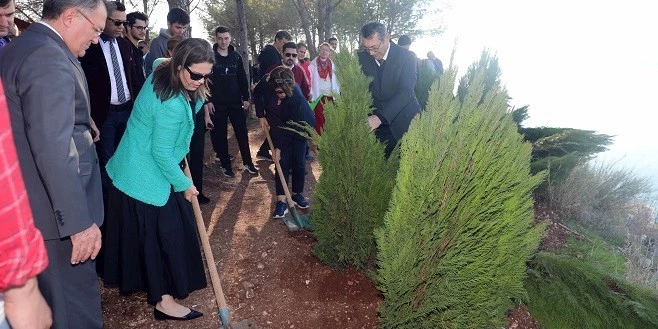 <strong>HER ŞEY DAHA YEŞİL BİR ÇUKUROVA ÜNİVERSİTESİ İÇİN…</strong>