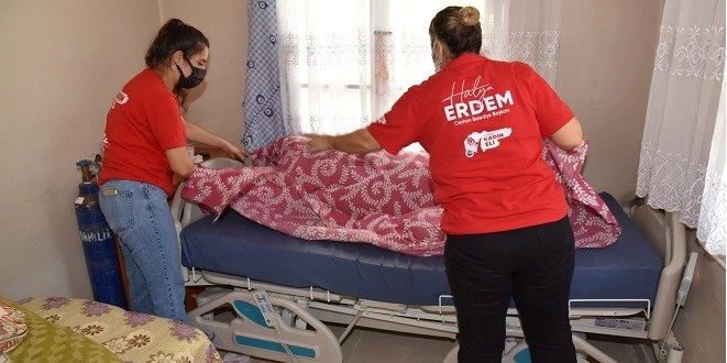 CEYHAN BELEDİYESİNİN DOST ELİ 29 BİN AİLEYE UZANDI