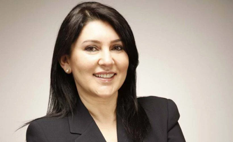 AK PARTİ’NİN KADIN ADAYI SUNAY KARAMIK