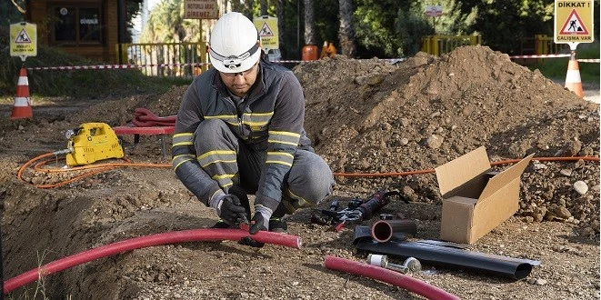 TOROSLAR EDAŞ ADANA’DA 13 BİN 122 TRAFO İLE HİZMET VERİYOR