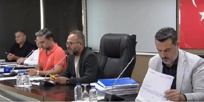 CUMHUR İTTİFAKINDAN ZEYDAN KARALAR’A SORU ÖNERGESİ